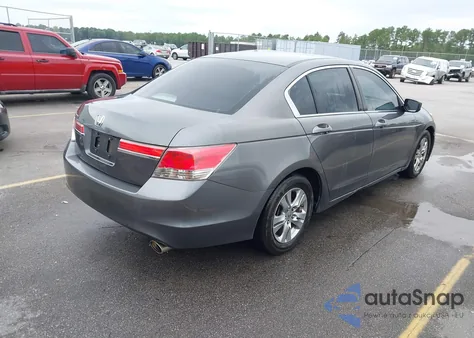 2011 Honda Accord 2.4 Lx-P z USA, uszkodzony, nr VIN 1HGCP2F49BA097664